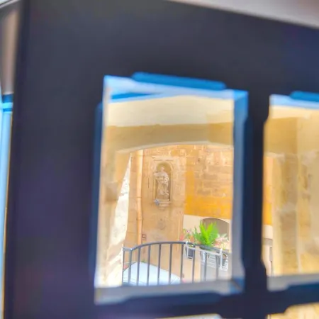 Romantic And Historical Maisonette In The Center Of Valletta Mbal1-1 Extérieur photo